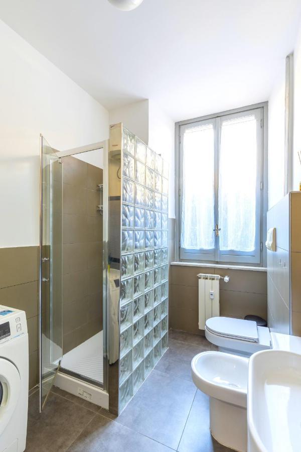 Hostly - Nicole Apartment Volturno- Full Rome Center Exteriör bild